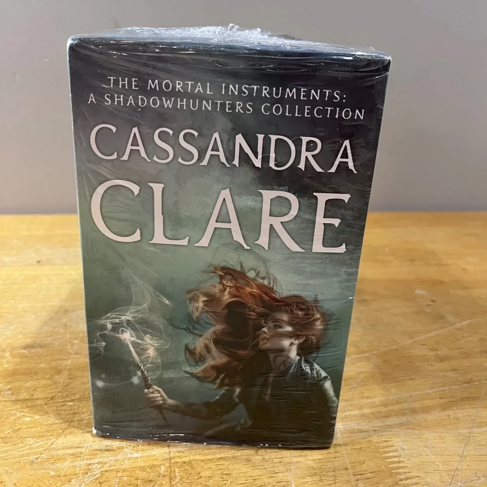 The‎ Mortal Instruments Shadowhunters Collection Cassandra Clare 7 Book Box Set